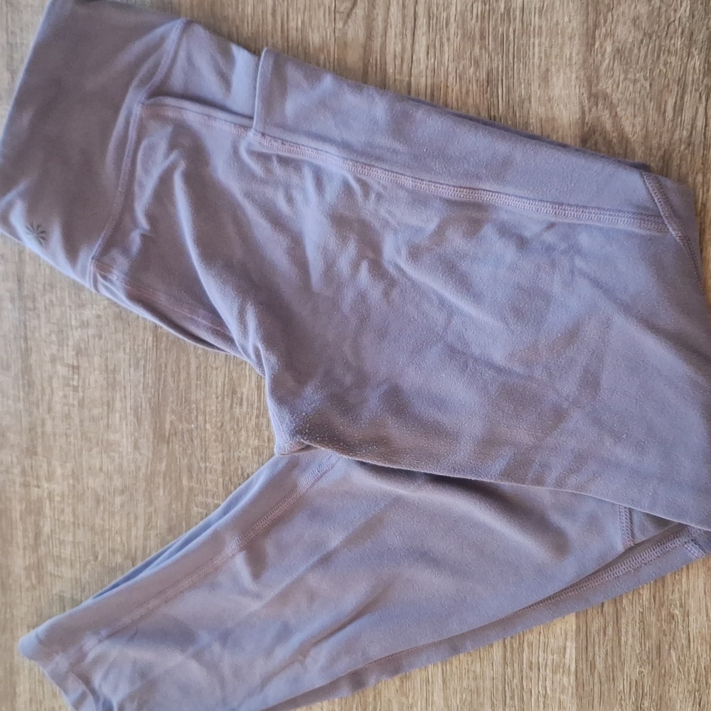 Athleta Girl High Rise Stash your treasures leggings‎ size 14 purple pockets